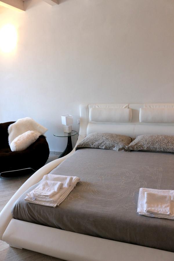 سوما لومباردو Paradeisos Residence Sas المظهر الخارجي الصورة